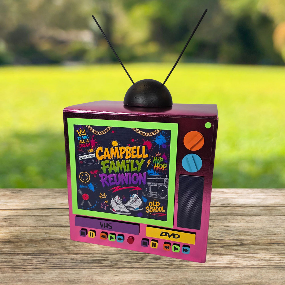 90s Retro TV Party Centerpiece