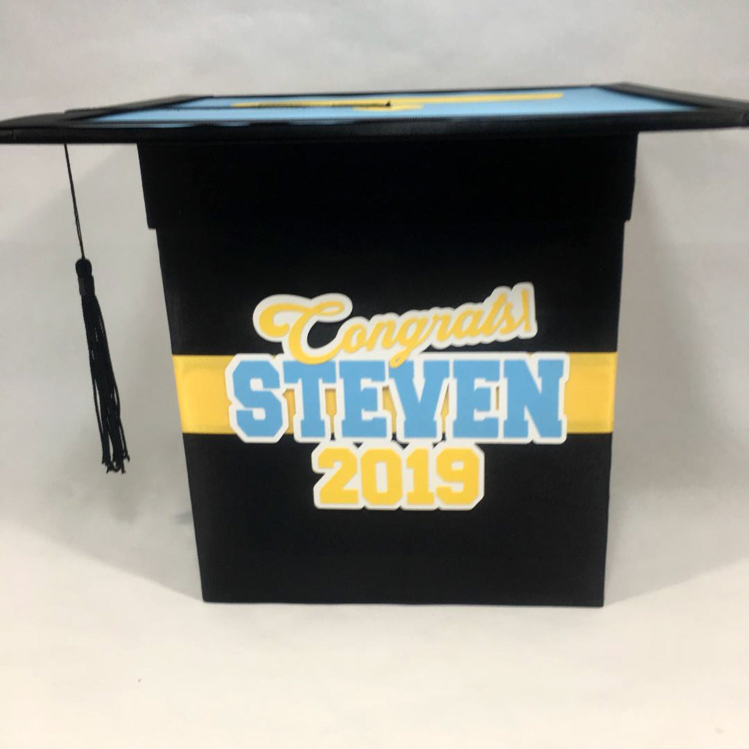 grad party card holder Amazon.com: Graduation Card Box Holder, Congrats Grad Foldable Cardboard Decorations Box for Graduation Party Decoration and Grad Parties (Green) : Home & Kitchen