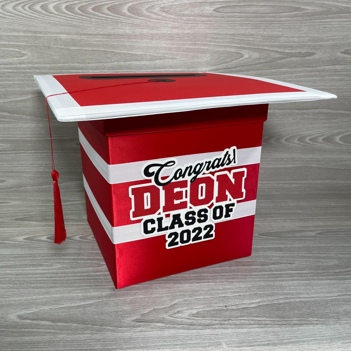 Red & White Graduation Card box